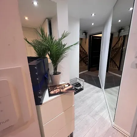 Elegant Private Room Oslo Central - Grunerlokka 1Km From Oslo S Station Exterior photo